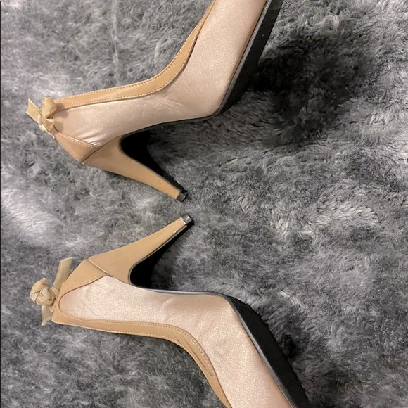 Nude Round Toe Pumps With Back Bow👠👠 - Picture 6 of 9
